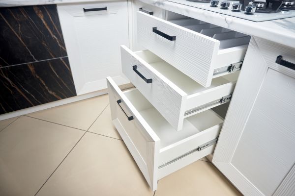 Kitchen Drawer Replacement in Palestine