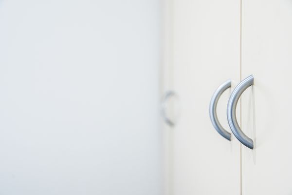 Cabinet Handle Replacement in Palestine